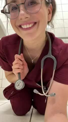 Year Old Nurse Mom I Bet Youd Still Smash I Do Anal Scrolller