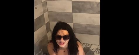 MilfyCalla Guy Finds Out His Step Mom Is Horny Old Bitch Nude Pics XHamster