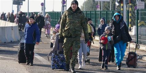 Guerre En Ukraine En Pologne La Solidarit S Organise Contre La