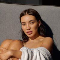 Kriss Babe Fully Nude On Webcam For Live Porn Video Chat Nude Webcam Models Sex Chat Rooms