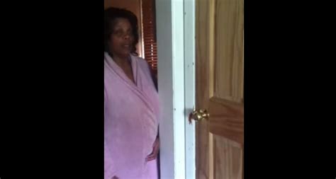 Joven gringa le anunció a su madre que era gay Esta fue su brillante reacción