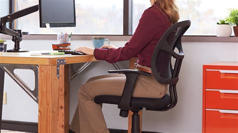 8 of the best desk chairs for any office | Mashable