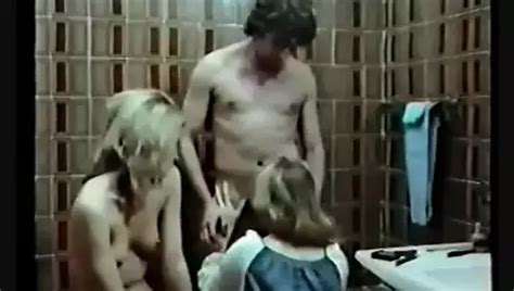 Femmes Entre Hommes Movs Tube Hd Porn Video Xhamster Xhamster