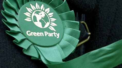 Green Party Manifesto Whats In It For Young People Bbc Newsbeat