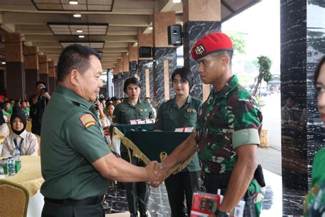 Gaya Kepemimpinan Ksad Dudung Cintai Anak Buah Dan Rakyatnya Perlu