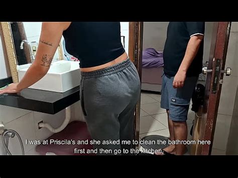 Catching The Maid In The Bathroom While The Wife Sunbathes XVIDEOS