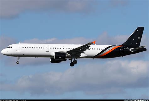 Airbus A321 211 Titan Airways Aviation Photo 5929397