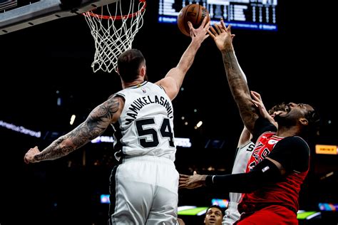 Photos: Spurs vs Chicago Bulls I 1/13/24 Photo Gallery | NBA.com