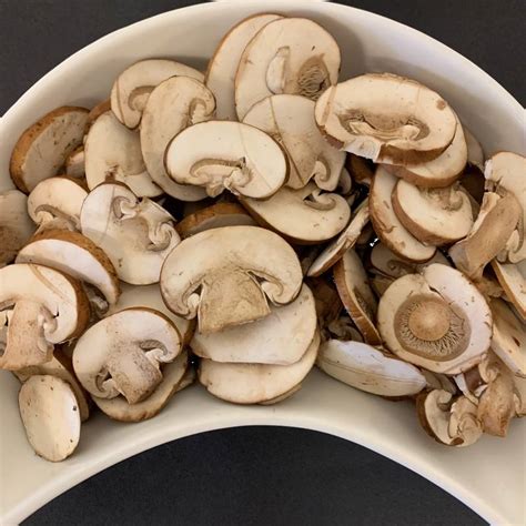 Brown Chestnut Sliced Mushrooms – Speyfruit Ltd