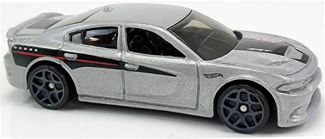 Hot Wheels Muscle Mania Dodge Charger SRT Universo Hot Wheels