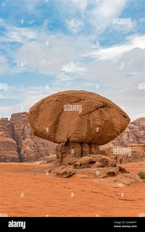 Mushroom Rock Formation Wadi Rum Desert Jordan Stock Photo Alamy