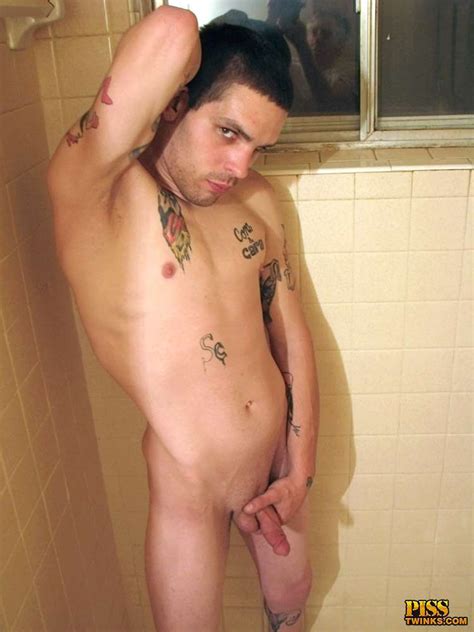 PissTwinks Naked Gay Pissing Hunk Ws