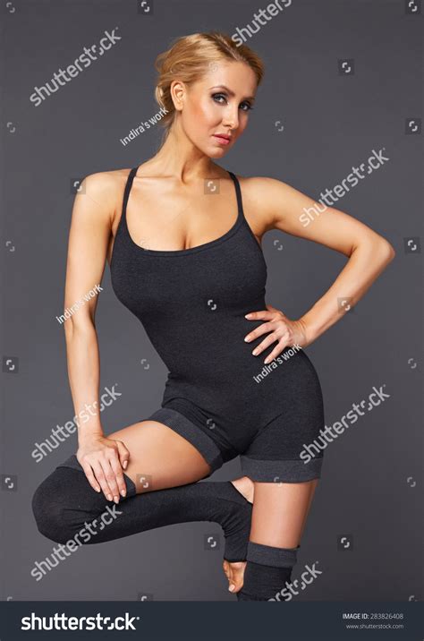 Beautiful Sexy Blonde Woman Perfect Athletic Stock Photo 283826408 Shutterstock