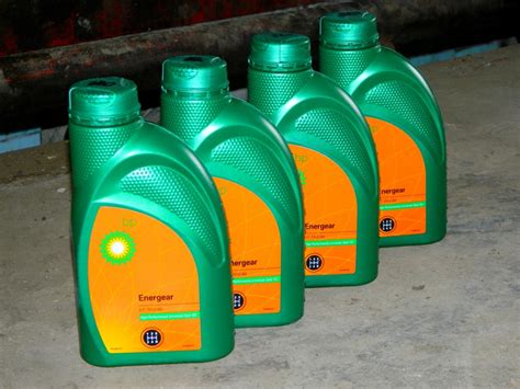 Какое масло заливать в коробку ВАЗ 2115?