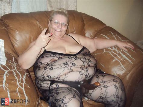 Who Wants Me To Use This On Them ZB Porn