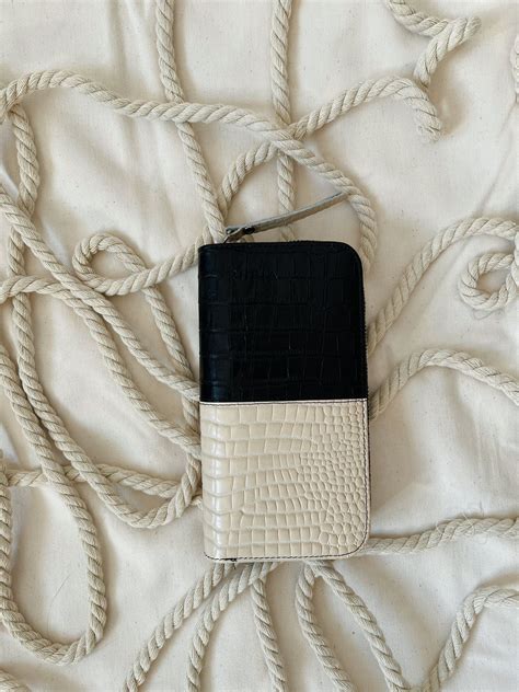 Billetera Tere Nude Y Negro Rupia