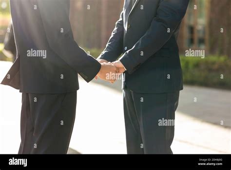 Gay Men Holding Hands Hi Res Stock Photography And Images Alamy