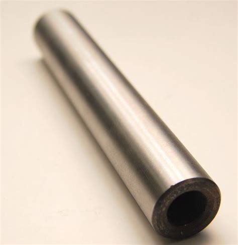 Втулка металическая нижней оси балки (старого образца) 2121 - купить по ...