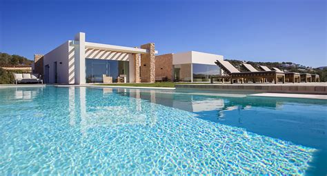 Check Out This Amazing Luxury Retreats Property In Ibiza With 5