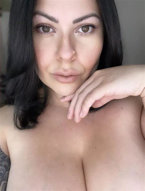 Mama Is Home Alone Nudes Amateur Milfs NUDE PICS ORG