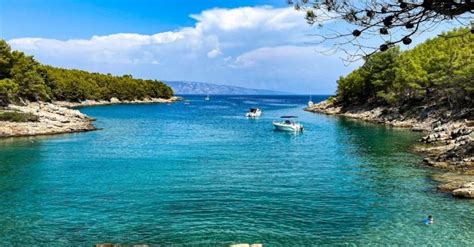 Uvala Maslinica Vrboska Opčina Jelsa Hvar Croatia Marinatipssk