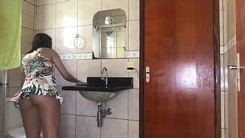 Lavando O Espelho Part 2 XVIDEOS
