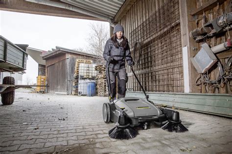 Karcher Km 7020 C 2sb Sweeper Aspel Cleaning Equipment