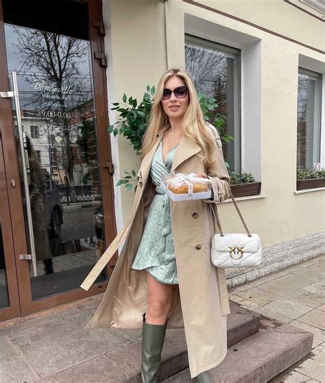 Женская одежда MONUAGE