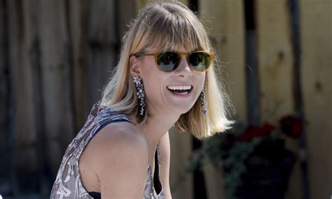 Marta Wierzbicka W Bikini Aktorka Pokaza A Prywatne Nagrania Z Urlopu Wideo Rmf Fm