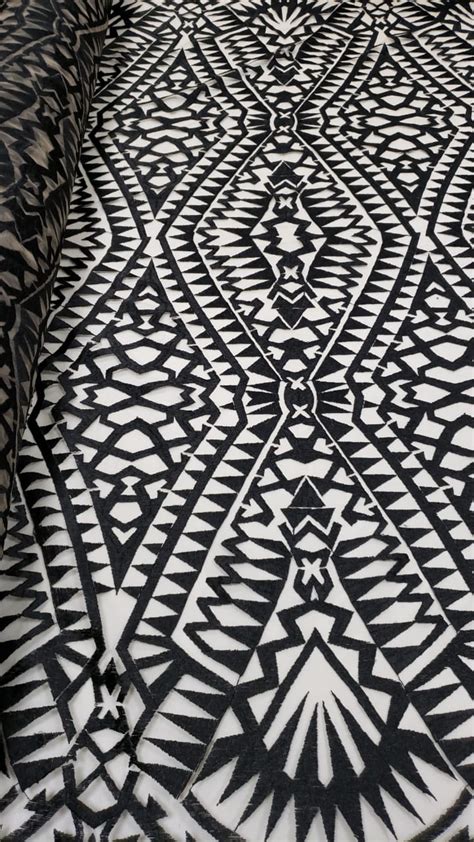 Tule Bordado Tnico Preto Fundo Nude S Tecidos Todo Site Em X Sem Juros