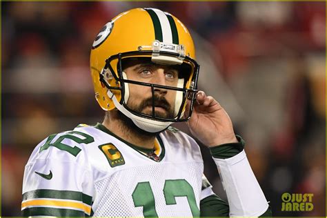 Aaron Rodgers Is 'Upset' About Public's Response to His Vaccine ...