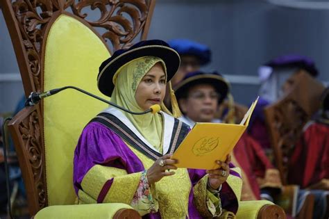 High Court Dismisses Terengganu Sultanahs Defamation Suit Against