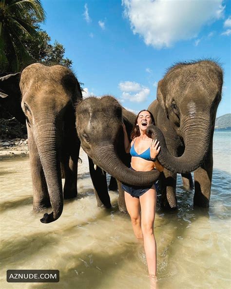 Isabelle Fuhrman Isabelle Hot Bikini Aznude
