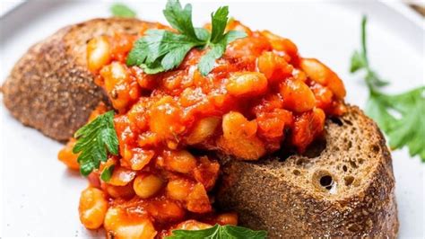 vegan baked beans  tomato passata sauce  toast recipe beans