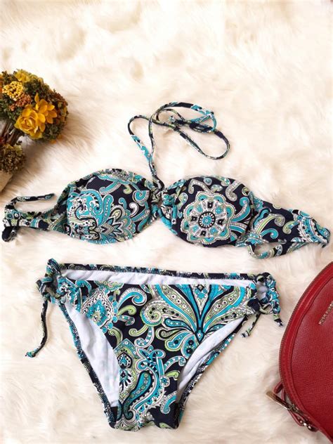 BIKINI BATIK 2 PIECE Fesyen Wanita Pakaian Wanita Lainnya Di Carousell