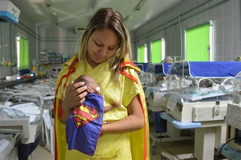 Mães E Filhos Ganham Registro Fotográfico No Hospital César Cals