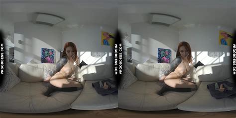 Double Pussy Dildo Gets Stuck Inside Dvp Dpp Hole Stretching Fetish Video VR Porn Video