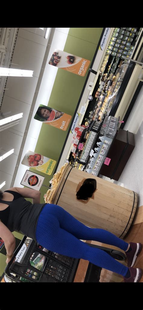 Super Sexy Milf In Tight Leggings Spandex Leggings Yoga Pants Forum