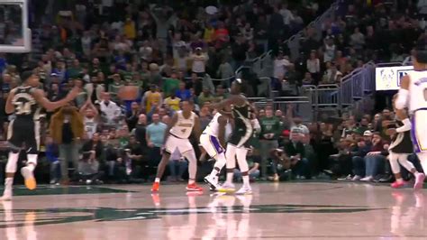 Giannis Antetokounmpo With A Dunk Vs The Los Angeles Lakers Video