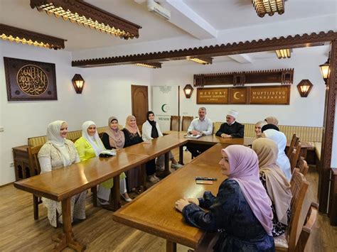 godina mature Ä etvrte generacije Å½enske medrese Pester TV