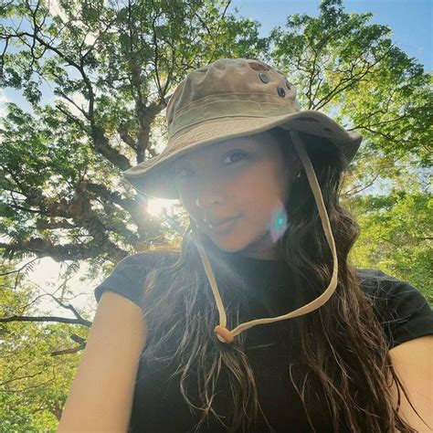 colet bini icon ʚ ᗢ ﾟ Pretty babe Pretty people Tiktok style