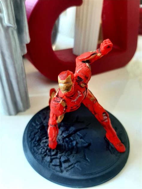 Фигурка iron man — цена 199 грн в каталоге Статуэтки Купить товары для ...
