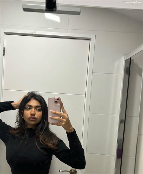 Aadya Singh Nude OnlyFans Leaks Fappening FappeningBook