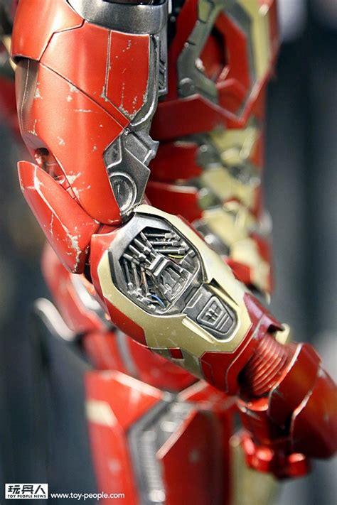 More Hot Toys Avengers Age Of Ultron Reveals The Toyark News