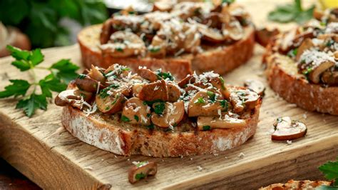Mushrooms on Toast | Christina Carreau ND