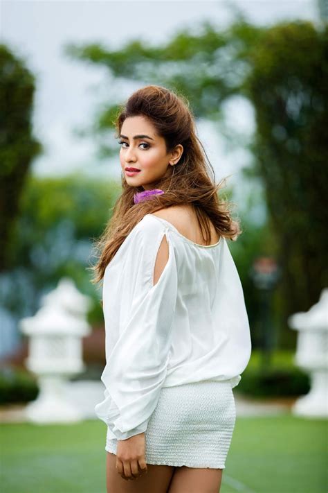 Musskan Sethi Hot Glamorous In White Short Wardrobe For Photoshoot
