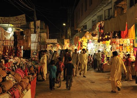 Lahore Best Shopping Areas And Places For Families