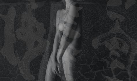 裸のダンサ ー Naked Dancer Photography by Emir Sergo Saatchi Art