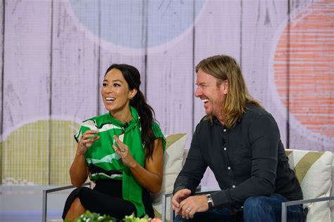 Joanna Gaines Reveals She S Working On A Secret New Project We Can T Wait To Share It