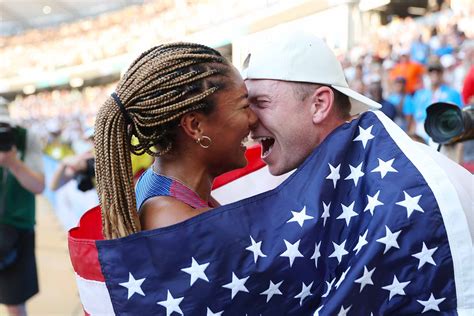 These Olympic Athletes Are Dating: Pics, Details